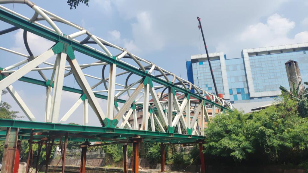 RSCM Jakarta Pedestrian Bridge Construction Project
